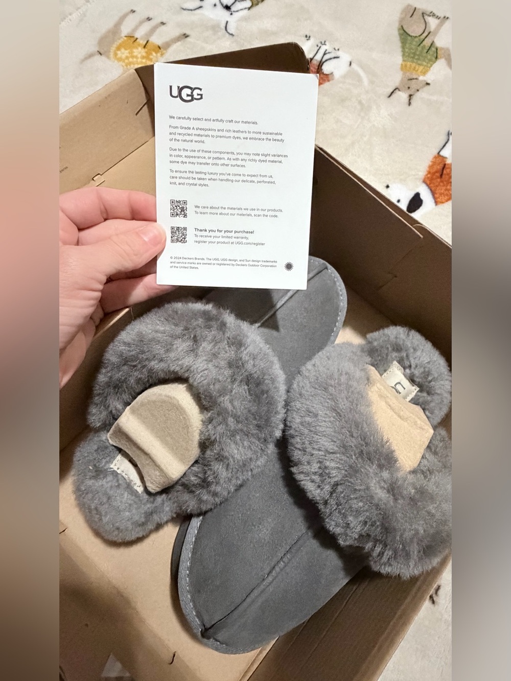 Price drop!! UGG Women's Gray Suede Shearling Slip-On Slippers - Picture 3 of 10